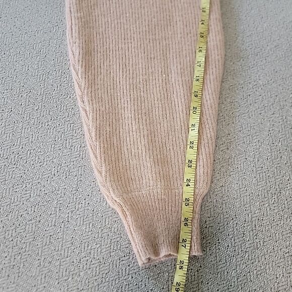 Vestique Dichotomy Black and Camel Brown Wave Design Fuzzy Sweater - Size Large - Picture 11 of 14